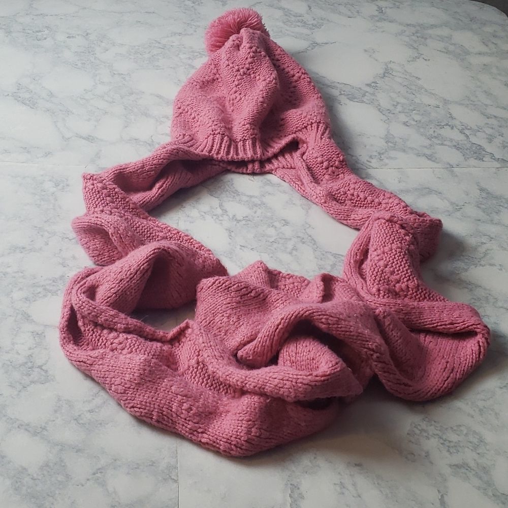 ‎Winter Pink Hat/Scarf